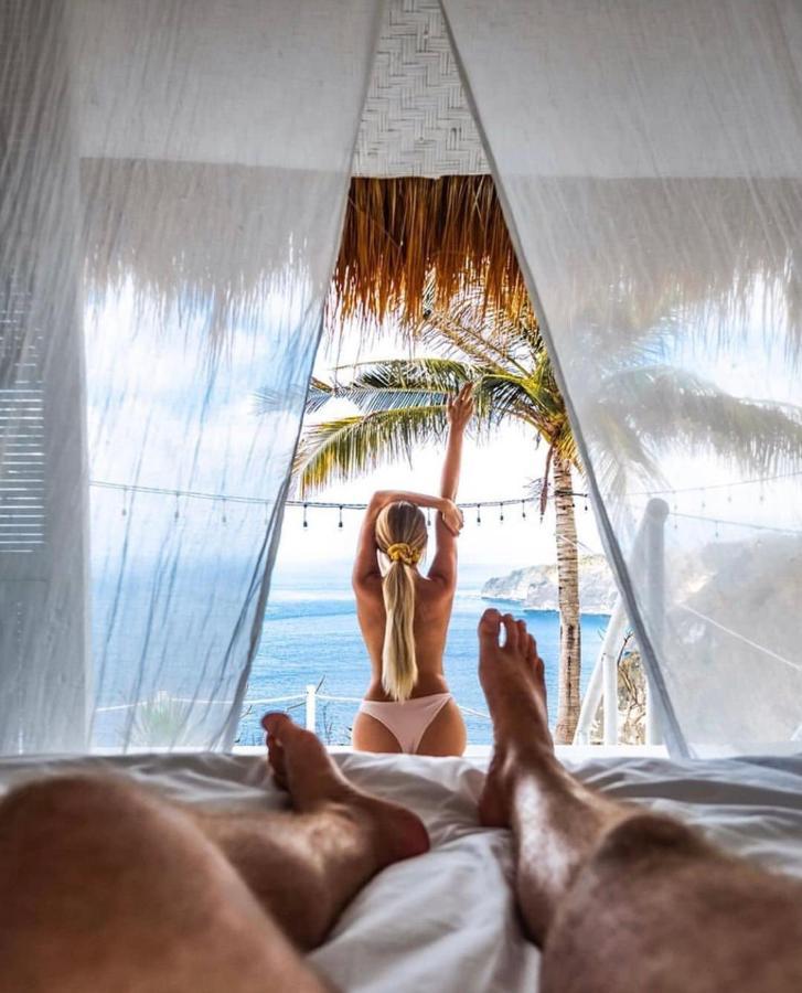 Tropical Glamping Nusa Penida - Private Romantic Seaside Bungalow Diamond Beach Pelilit Экстерьер фото