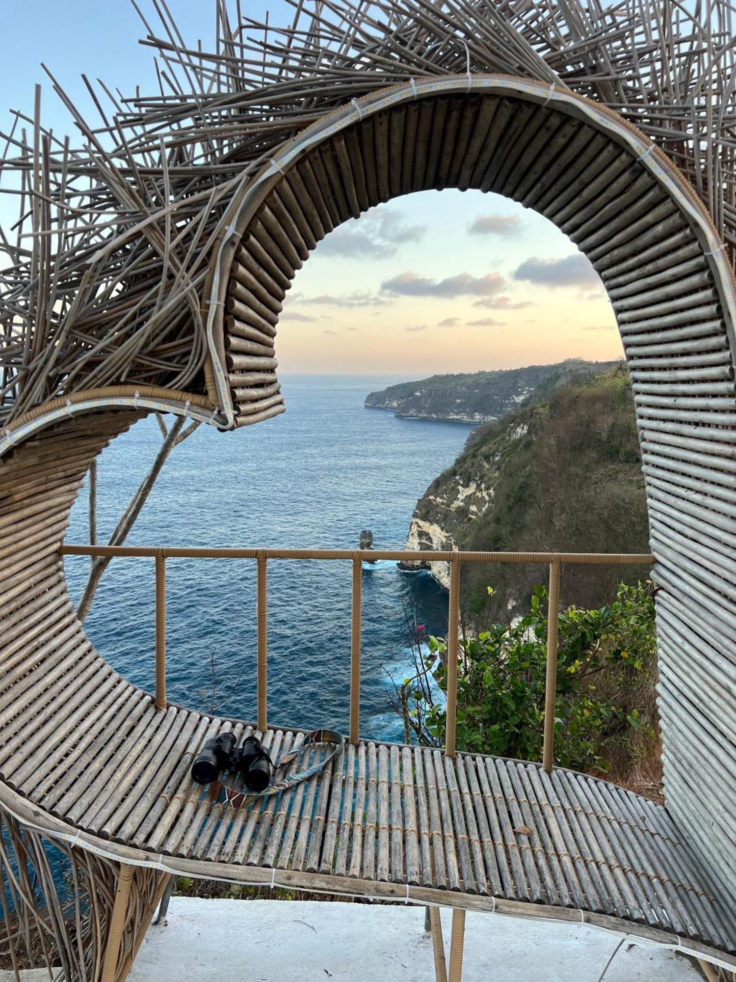 Tropical Glamping Nusa Penida - Private Romantic Seaside Bungalow Diamond Beach Pelilit Экстерьер фото